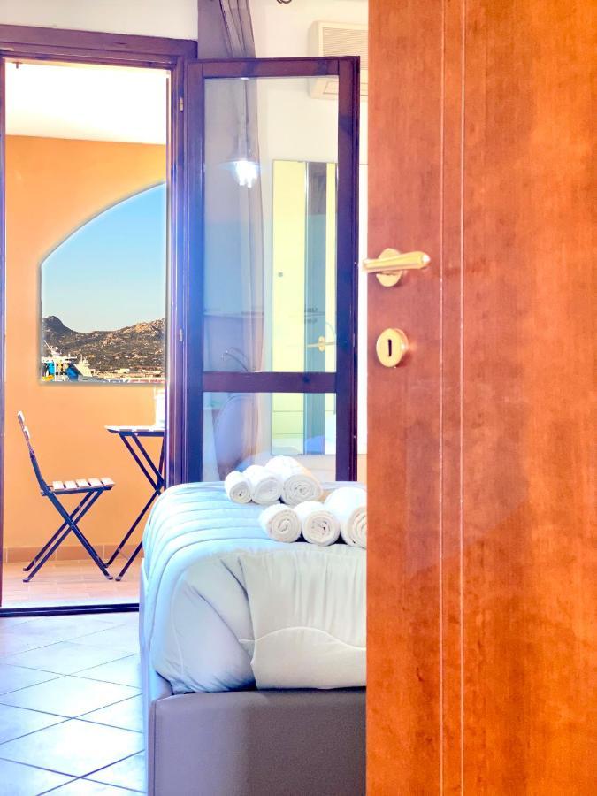 Homey Experience - Navy Sea View Apartments Όλμπια Εξωτερικό φωτογραφία
